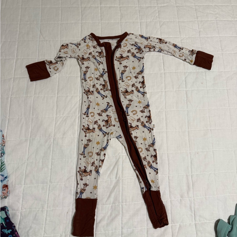 Scoots 6-12m Toy Story Zippie